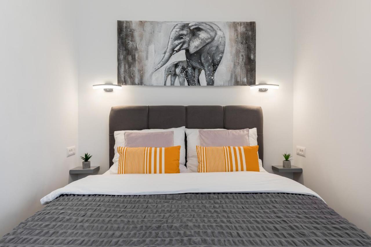 Elysian Zen Luxury Apartment - Two Bedroom Apartment With Terrace And Sea View Split Extérieur photo