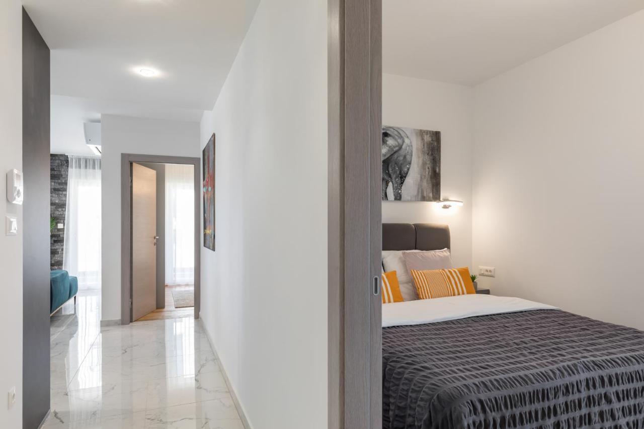 Elysian Zen Luxury Apartment - Two Bedroom Apartment With Terrace And Sea View Split Extérieur photo